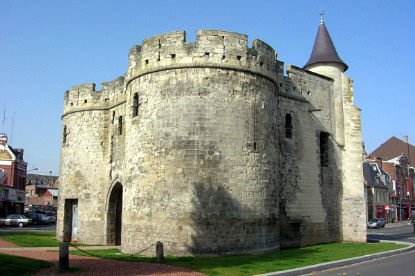 Paris Gate, Cambrai (© Eupedia.com)