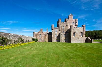 Castle & Gardens of Mey (photo by Thomas Froese - www.tfoto.eu - CC 3.0 Germany)