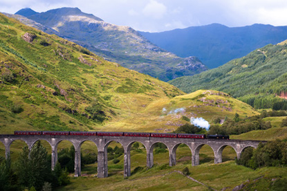 Steam train crossing the Glenfinnan Viaduct (� Robert Neumann - Fotolia.com)